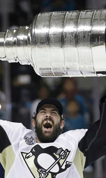 Crosby to Daley in another emotional Stanley Cup handoff